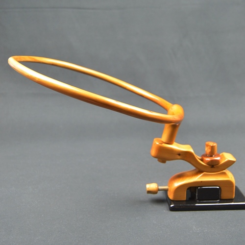 岐山　玉置台万力　未使用品 岐山】天然ひのき玉置・弓型万力（8.5寸枠）A